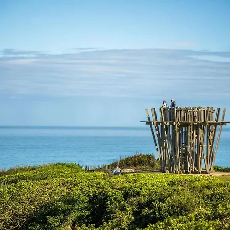 Rooftop Avec Jacuzzi Et Vue Dégagée De Gamme Appartamento