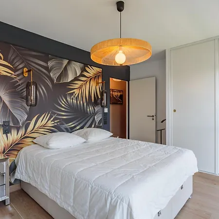 Rooftop Avec Jacuzzi Et Vue Dégagée De Gamme Appartamento